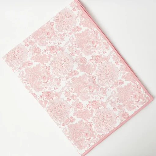 Tablecloths | For Her<Mrs. Alice Angelique Pink Tablecloth