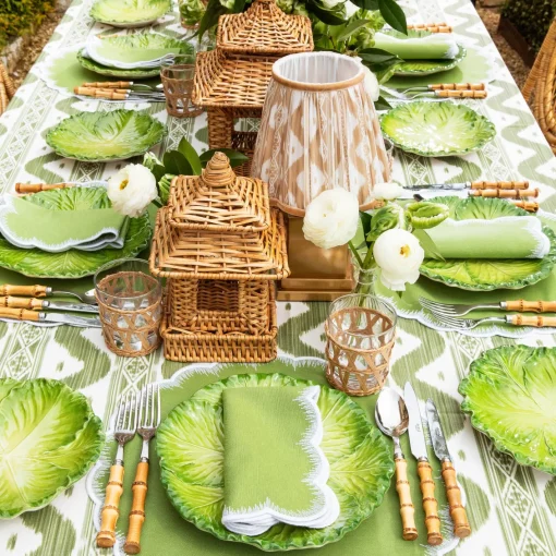 Summer Table Linen | Placemats<Mrs. Alice Apple Green Isabella Round Placemats (Set of 4)