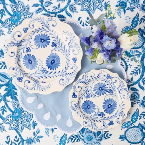 Placemats<Mrs. Alice Bettina Blue & White Placemats (Set of 4)