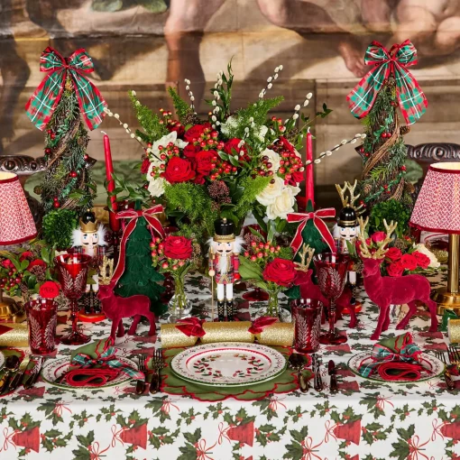 Glasses | Glassware Sets<Mrs. Alice Brigitte Red Garland Engraved Glassware (Set of 8)