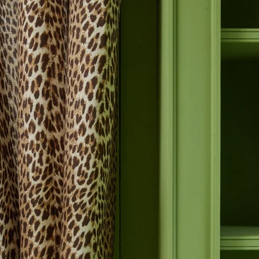 Serena Fresson Fabrics<Mrs. Alice Chestnut Brown Leopard Fabric