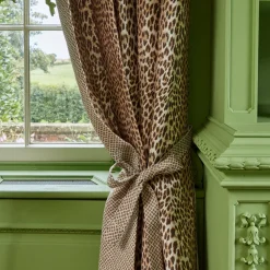 Serena Fresson Fabrics<Mrs. Alice Chestnut Brown Leopard Fabric