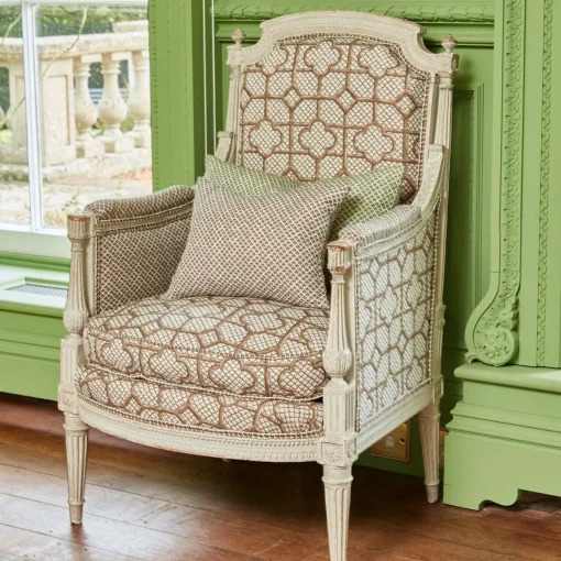 Serena Fresson Fabrics<Mrs. Alice Chestnut Brown Lotus Flower Fabric