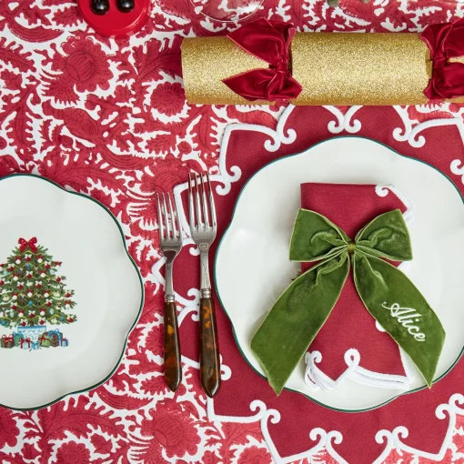 Tablecloths<Mrs. Alice Cranberry Pheasant Tablecloth