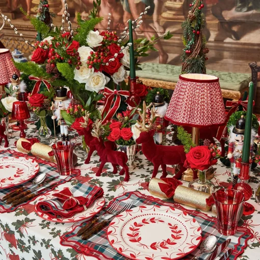 Dinner Plates | Crockery Sets<Mrs. Alice Elizabeth Red Garland Dinner Plates (Set of 4)