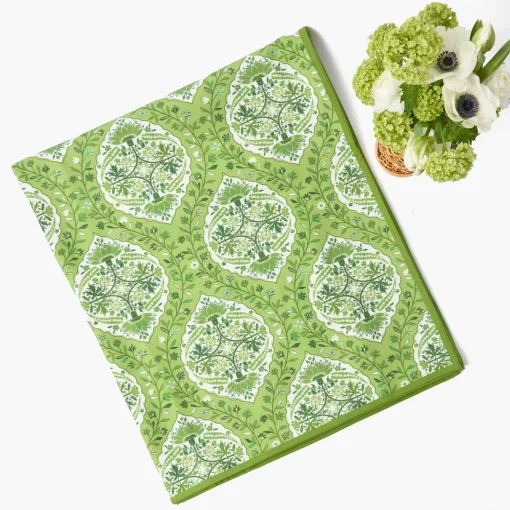Tablecloths<Mrs. Alice Green Skye Tablecloth