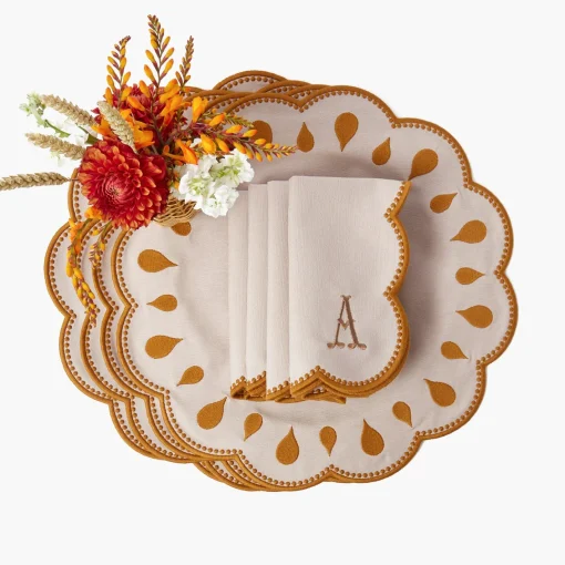 Autumn Decorations<Mrs. Alice Joy of Autumn Tablescape