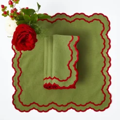 Table Linen Sets | Mrs. Alice Monogram<Mrs. Alice Lily Green & Red Placemats & Napkins (Set of 4)