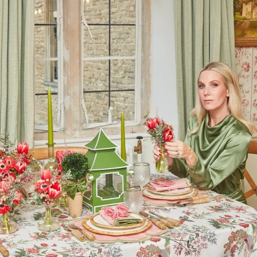 Tablecloths<Mrs. Alice Pink Birdsong Tablecloth
