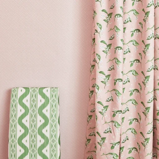 Serena Fresson Fabrics<Mrs. Alice Pink Lily of the Valley Fabric