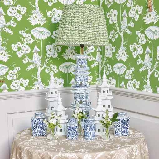 Serena Fresson Fabrics<Mrs. Alice Putty Chelsea Square Fabric