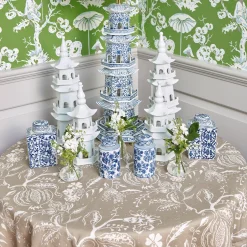 Serena Fresson Fabrics<Mrs. Alice Putty Chelsea Square Fabric