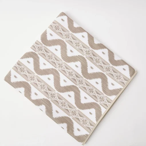 Tablecloths | For The Newlywed<Mrs. Alice Putty Ikat Tablecloth