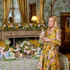 Spring Decorations<Mrs. Alice Rattan Rabbit Family