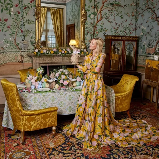 Spring Decorations<Mrs. Alice Rattan Rabbit Family