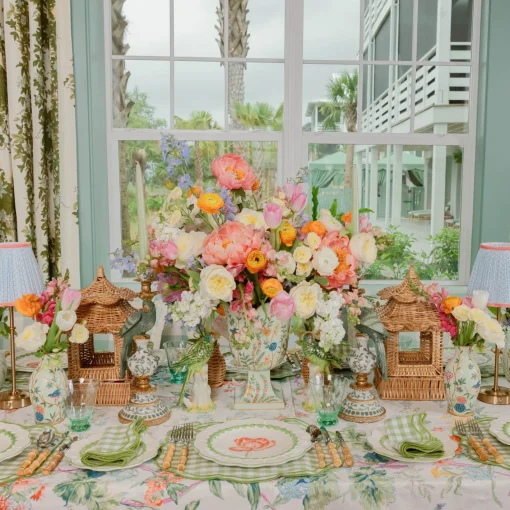 Vases | Vases & Planters<Mrs. Alice Small Chinoiserie Tole Urn Vase