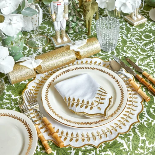 Placemats<Mrs. Alice White & Gold Laurel Placemats (Set of 4)