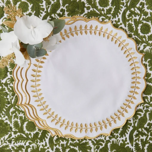 Placemats<Mrs. Alice White & Gold Laurel Placemats (Set of 4)
